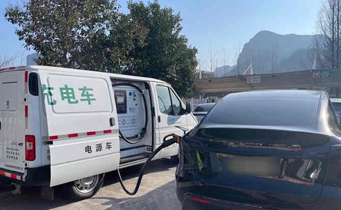 云城区汽车搭电